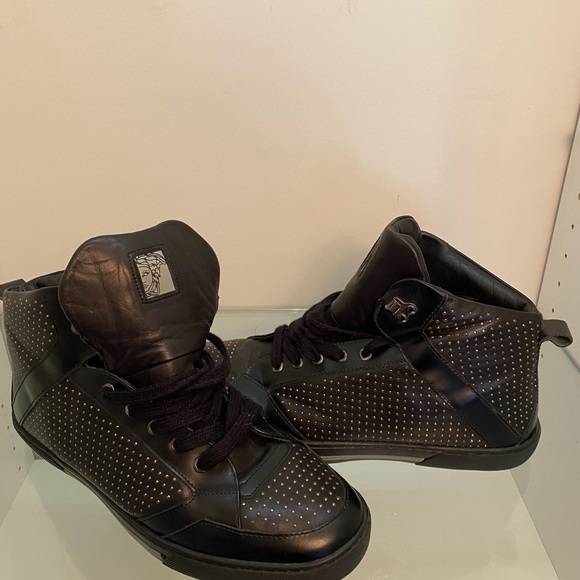Mens Versace sneakers - Picture 1 of 1